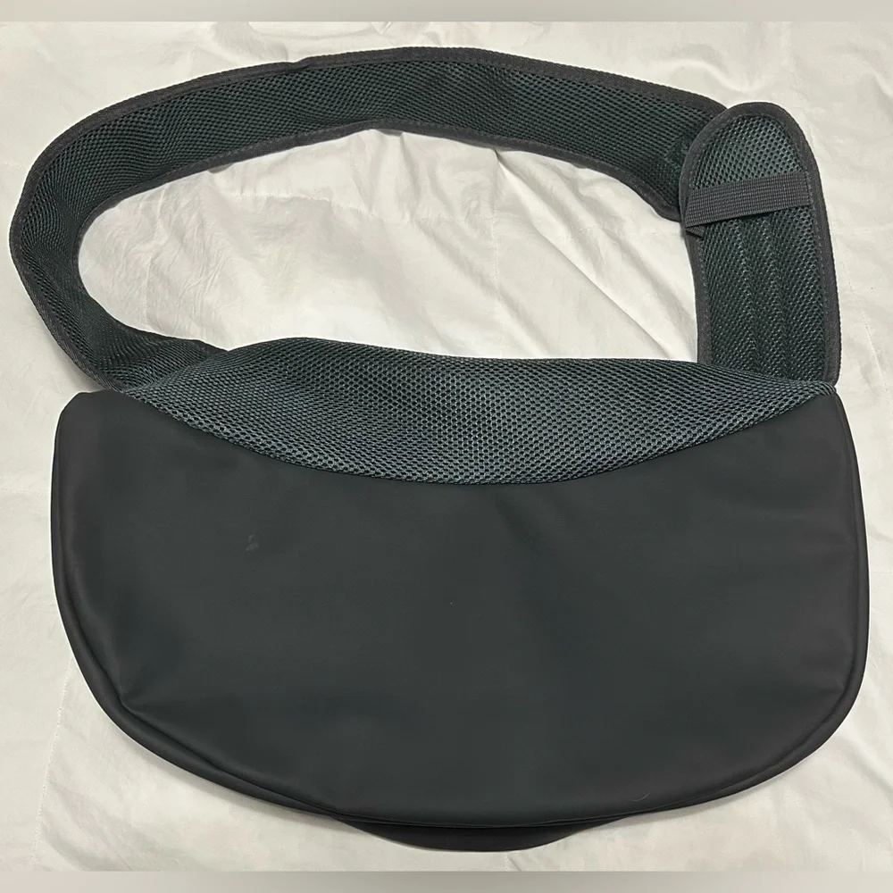 Small dog sling carrier